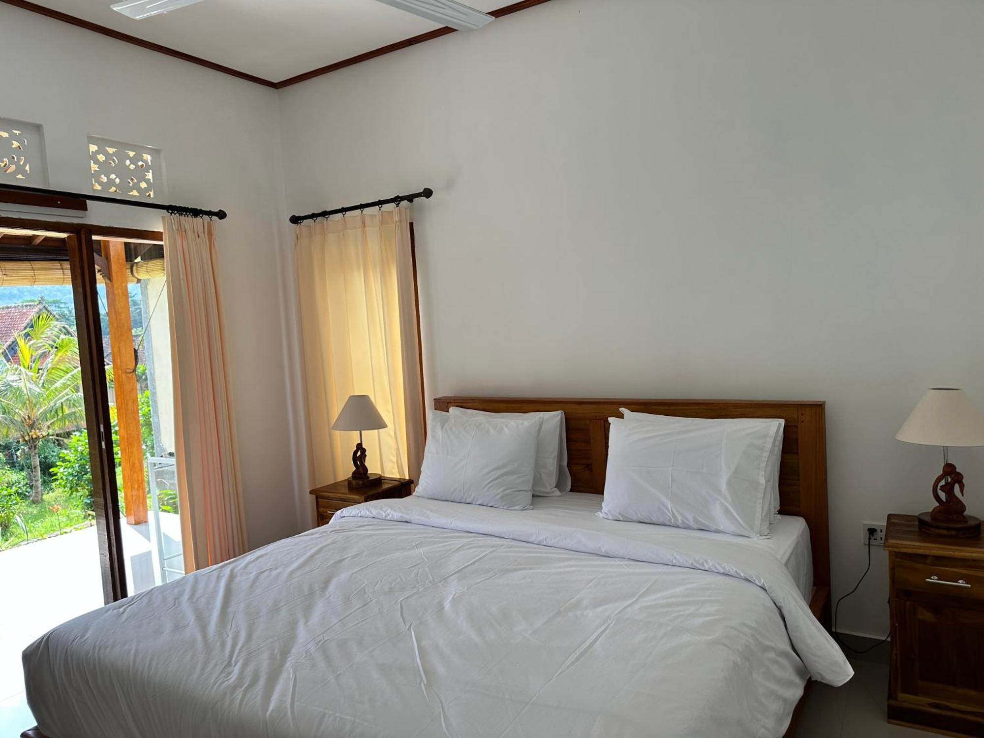 D'Janu Homestay 시데멘 외부 사진